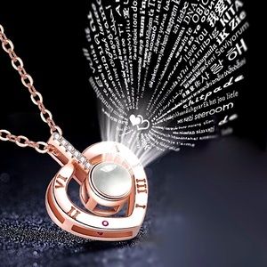 NEW Heart Pendant Projection I love you Necklace